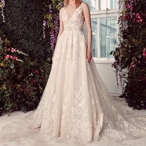 Rita Vinieris Avery Wedding Dress